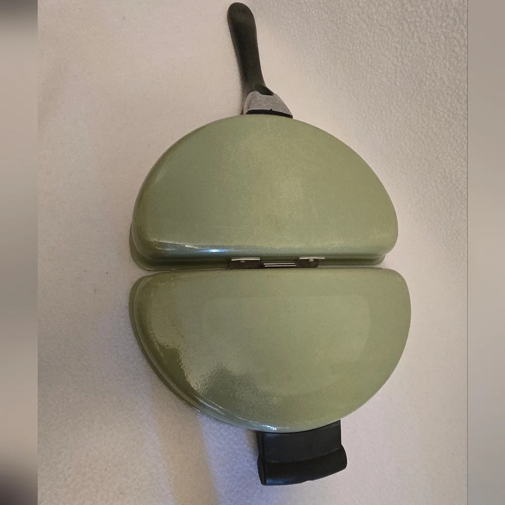 Green Non-Stick Pan with Black Handle